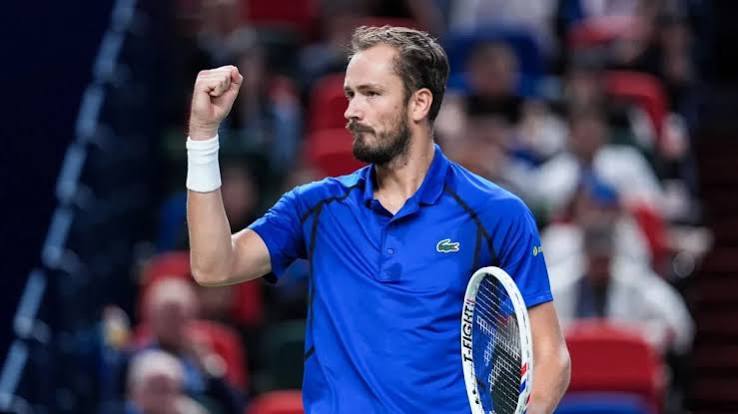 ¡DANIIL MEDVEDEV REMONTA EN KAZAJISTÁN Y CONQUISTA EL TÍTULO NÚMERO 25 DE SU CARRERA!