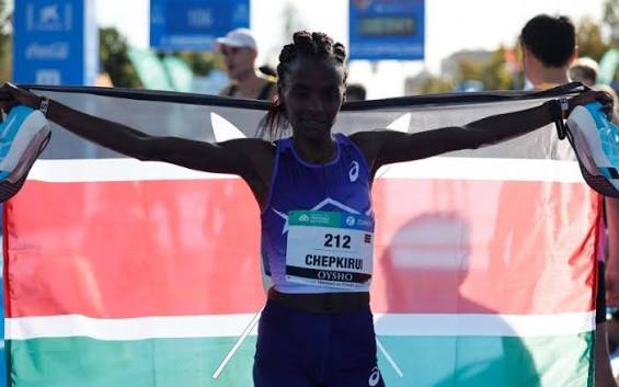 ¡SHEILA CHEPKIRUI Y RODRIGUE KWIZERA BRILLAN CON TIEMPOS EXTRAORDINARIOS EN VALENCIA!