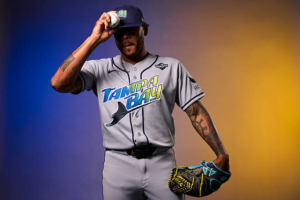 ¡FREDDY PERALTA BUSCA SALVAR A TAMPA BAY EN UN DUELO HISTÓRICO CONTRA SU ANTIGUO EQUIPO!