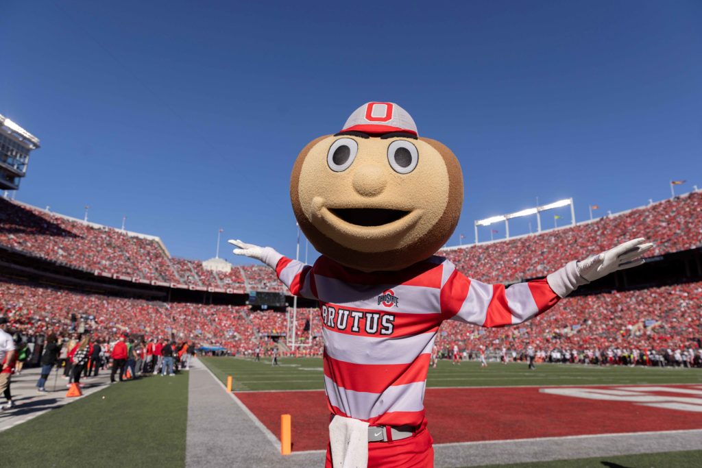 Ohio State asciende al segundo lugar del ranking y aprovecha la caída de BYU