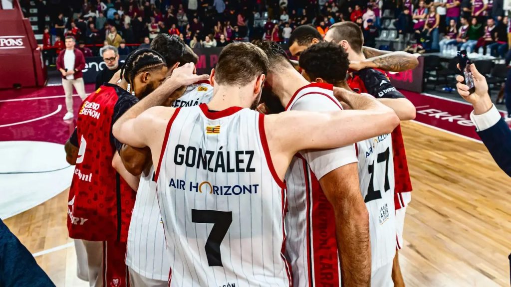 Peristeri sorprende al UCAM Murcia y le arrebata el invicto en la Basketball Champions League