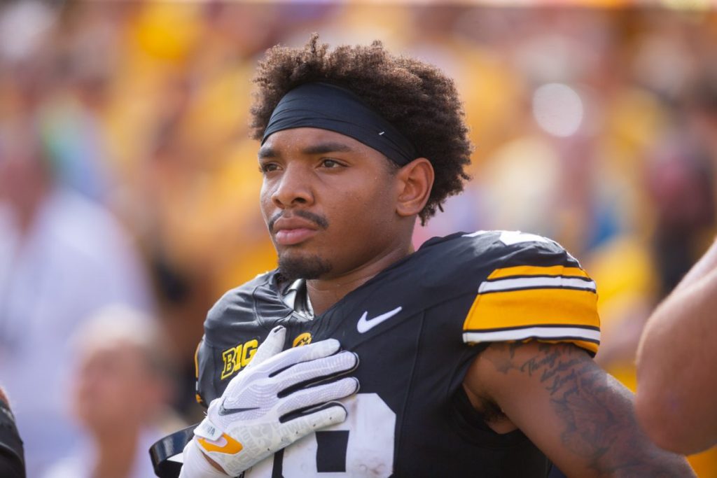 Iowa pierde a Kamari Moulton por el resto de la temporada tras sufrir una lesión