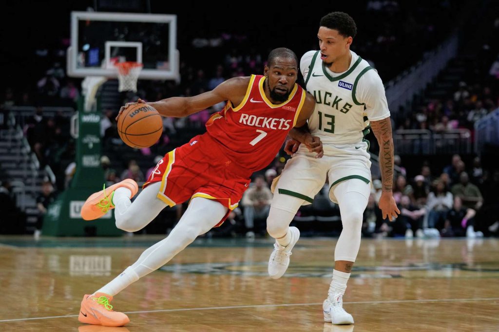 Houston Rockets aplasta a Milwaukee Bucks y mantiene su paso perfecto