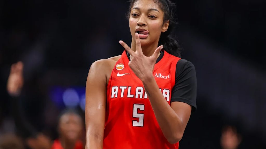 Angel Reese responde con doble-doble y establece una marca histórica de rebotes en las Finales