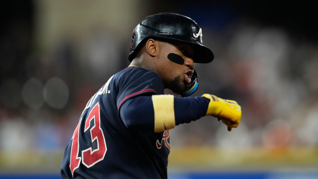 Atlanta Braves asegura la continuidad de Ronald Acuña Jr. y Ozzie Albies para 2027