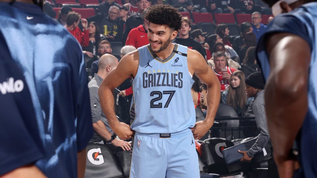 Cameron Boozer consigue su primer triple-doble y mantiene invicto a Memphis Grizzlies