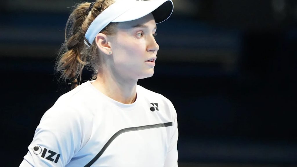 Elena Rybakina abandona el torneo de Tokio por una lesión en el cuello