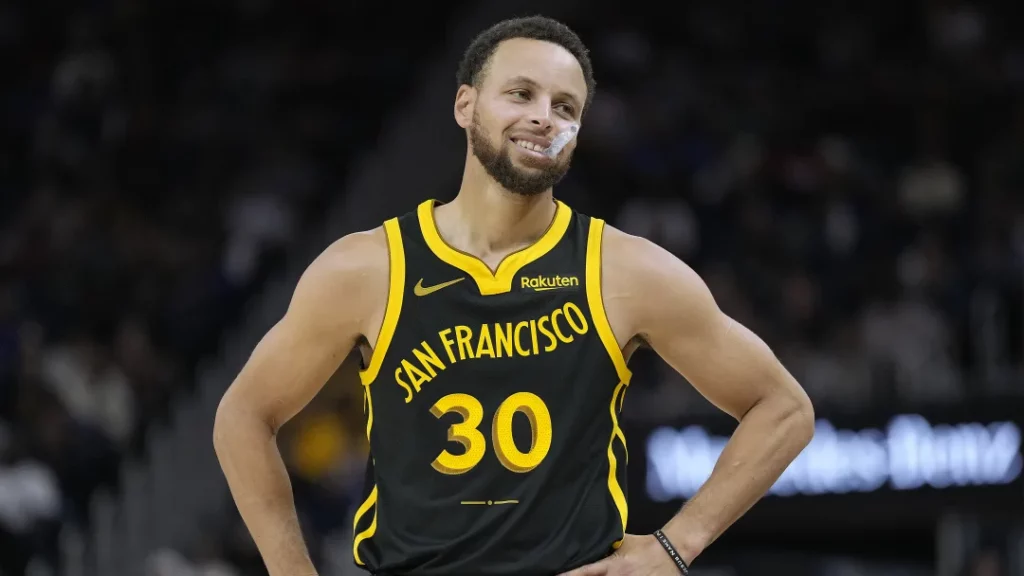 El motivo de por que Stephen Curry fue descartado por Warriors para el juego contra los Timberwolves