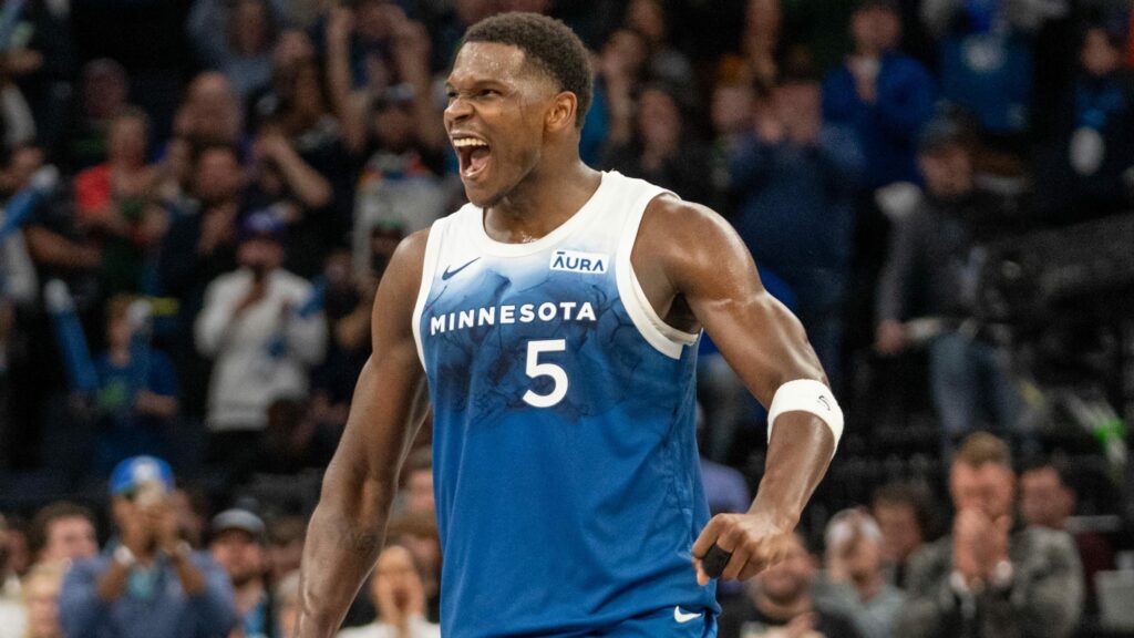 Edwards rompe récord personal en victoria sobre los Wizards