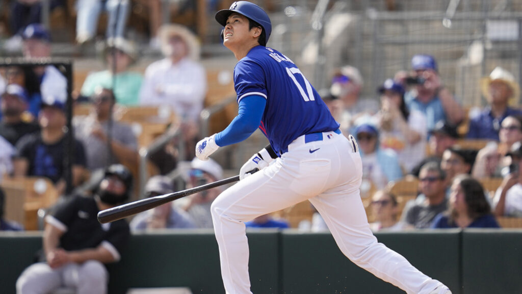 Ohtani conecta jonrón en su debut como miembro de los Dodgers