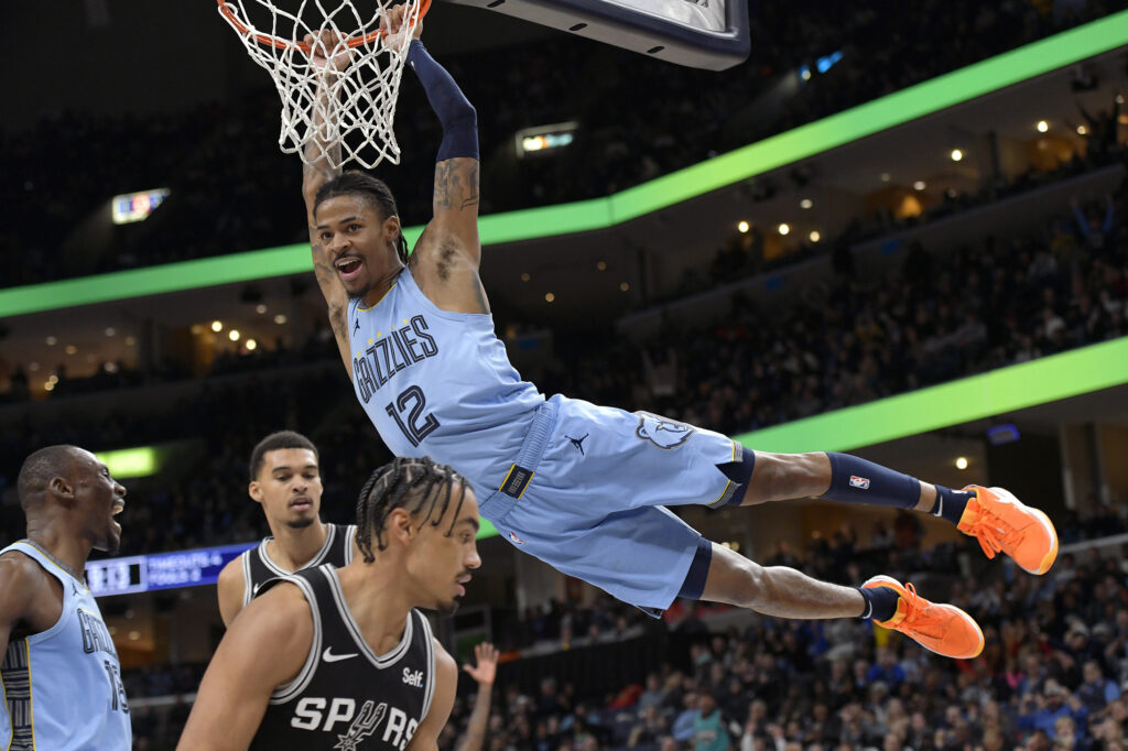 Ja Morant y los Grizzlies vencen a Spurs