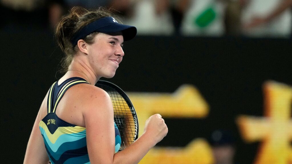 Noskova da la sorpresa del torneo eliminando a Swiatek en el Abierto de Australia