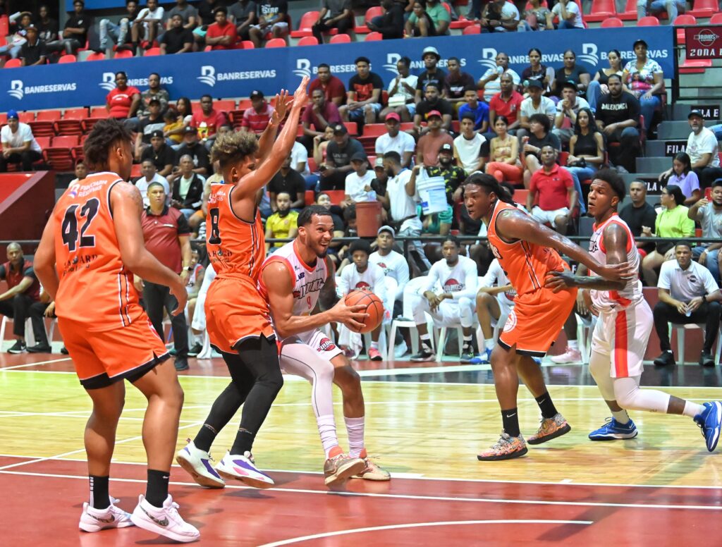 Paliza de Indios sobre Cañeros en continuación de Fase de Eliminación LNB