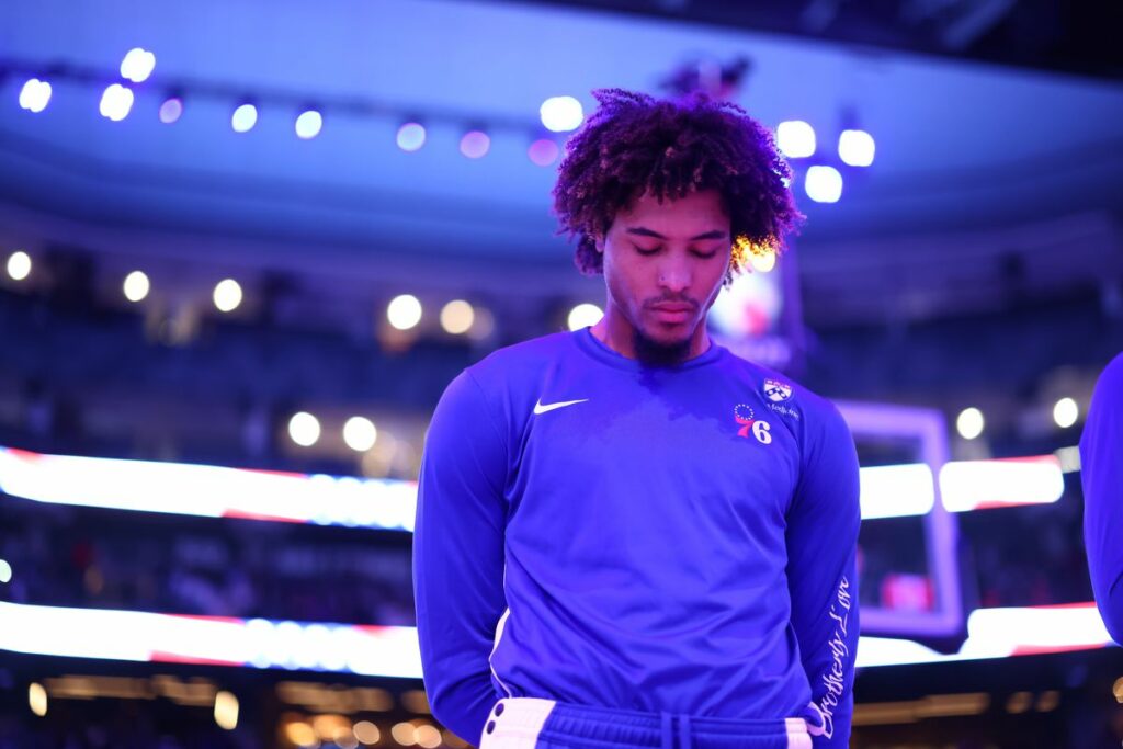 Sixers esperan que Kelly Oubre vuelva este miércoles