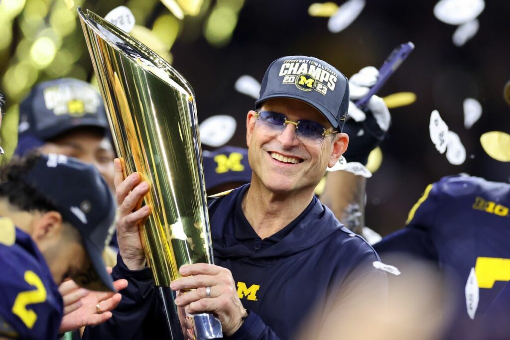 Jim Harbaugh busca protección por rescisión en posible nuevo contrato en medio de investigaciones de la NCAA