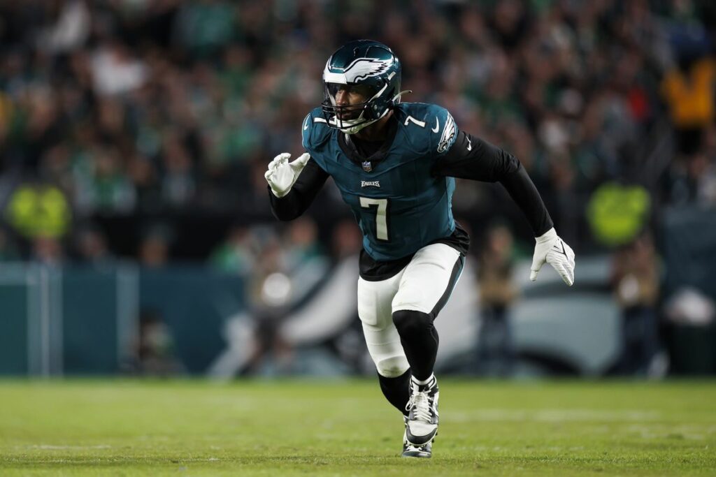 Eagles permanecen en silencio sobre las conversaciones contractuales de Haason Reddick