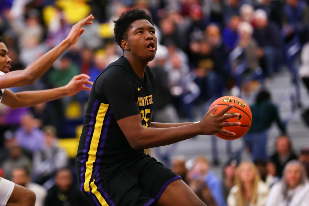 Derik Queen se compromete a jugar con la universidad de Maryland