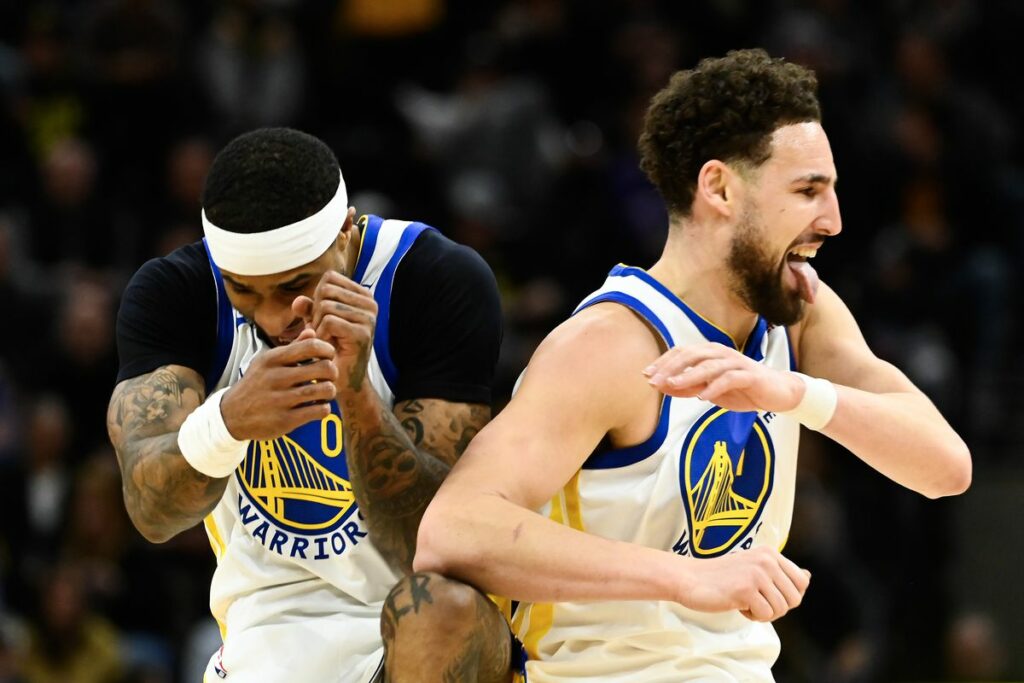 Warriors ganan quinto partido consecutivo con gran actuación de los Splash Brothers