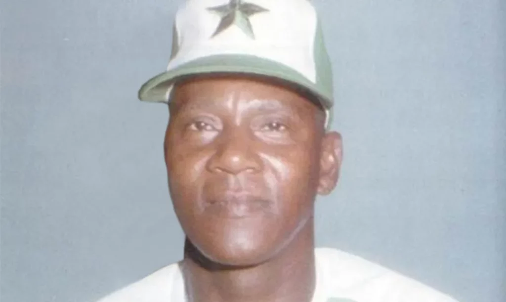 El pelotero dominicano que ganó 16 juegos en línea y lo suspendieron de por vida