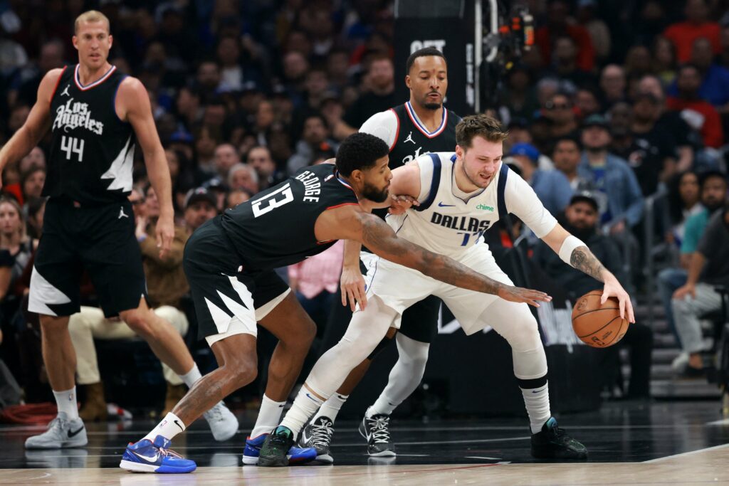 Luka saca su magia ante Clippers, Mavericks empatan serie a una victoria por bando