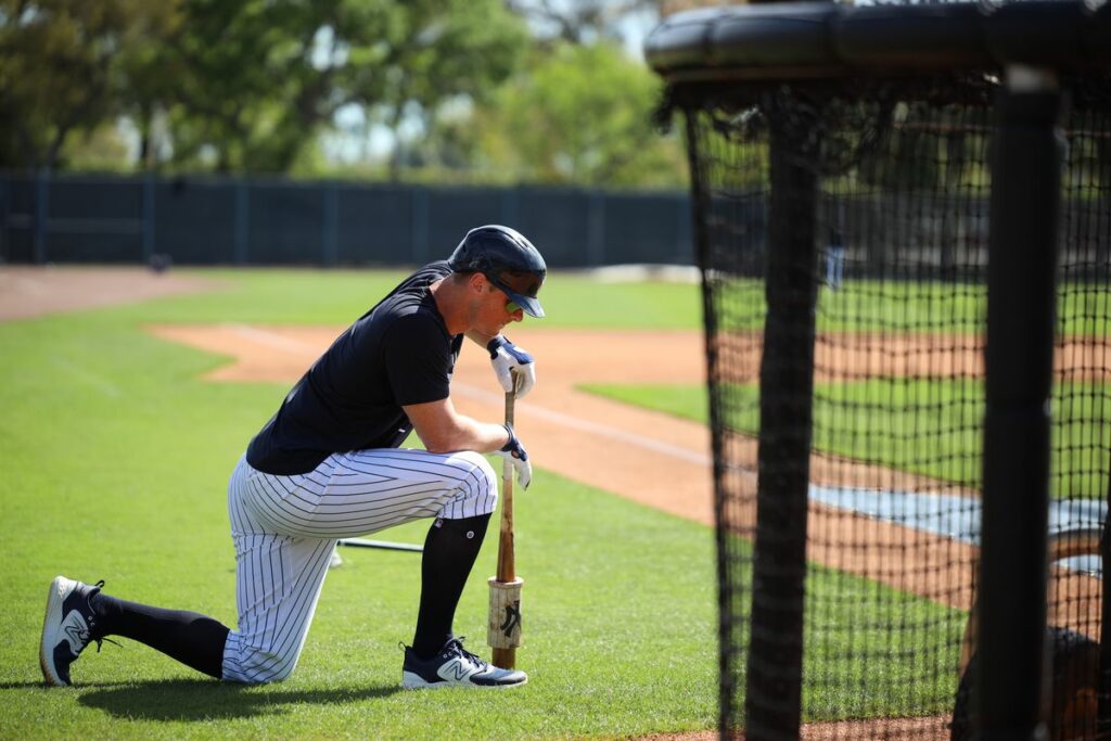 LeMahieu iniciará la temporada en la lista de lesionados debido a un golpe en su pie derecho