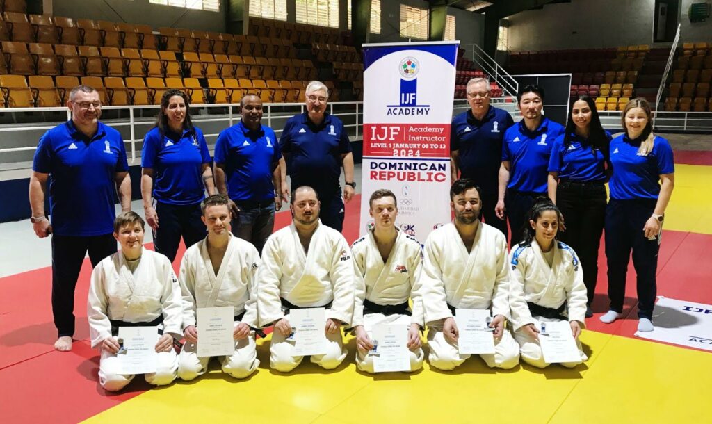 Entrenadores judo de América reciben certificación Nivel I de la FIJ