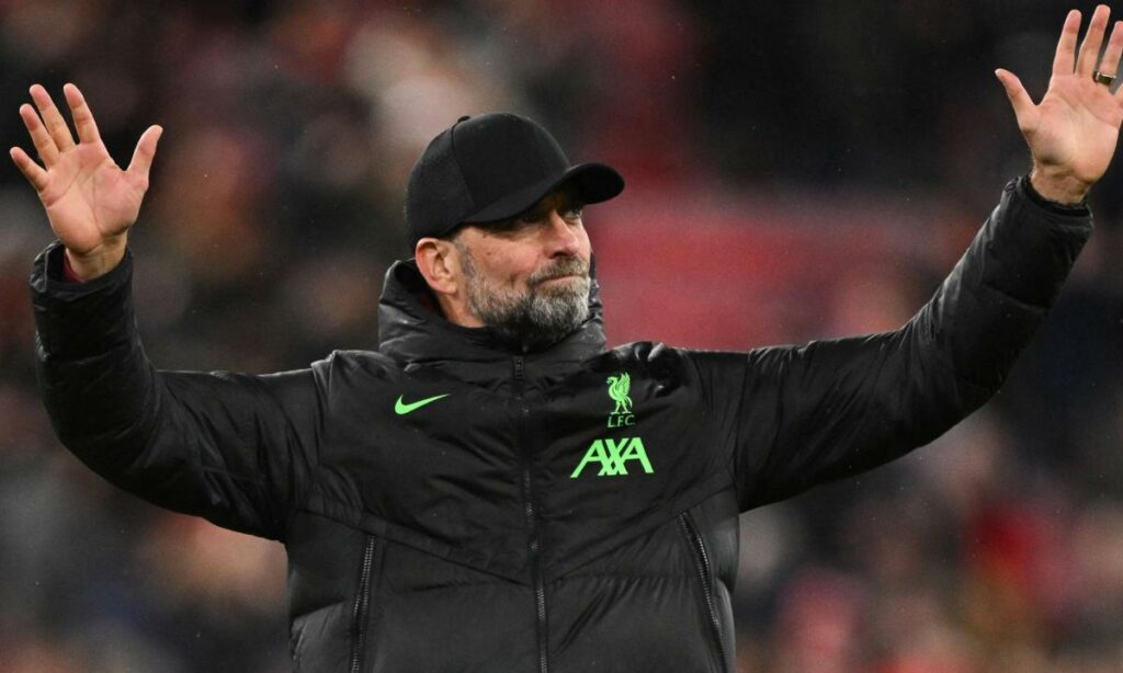 Kloop anuncia que dejará el Liverpool a final de temporada