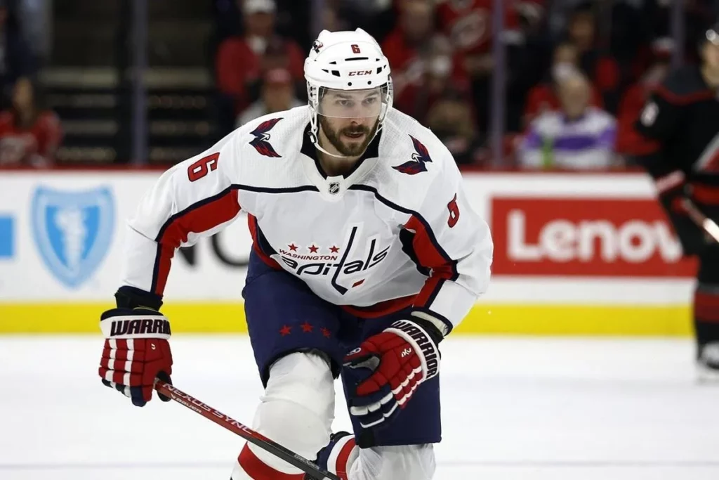 Joel Edmundson es traspasado a los Maple Leafs
