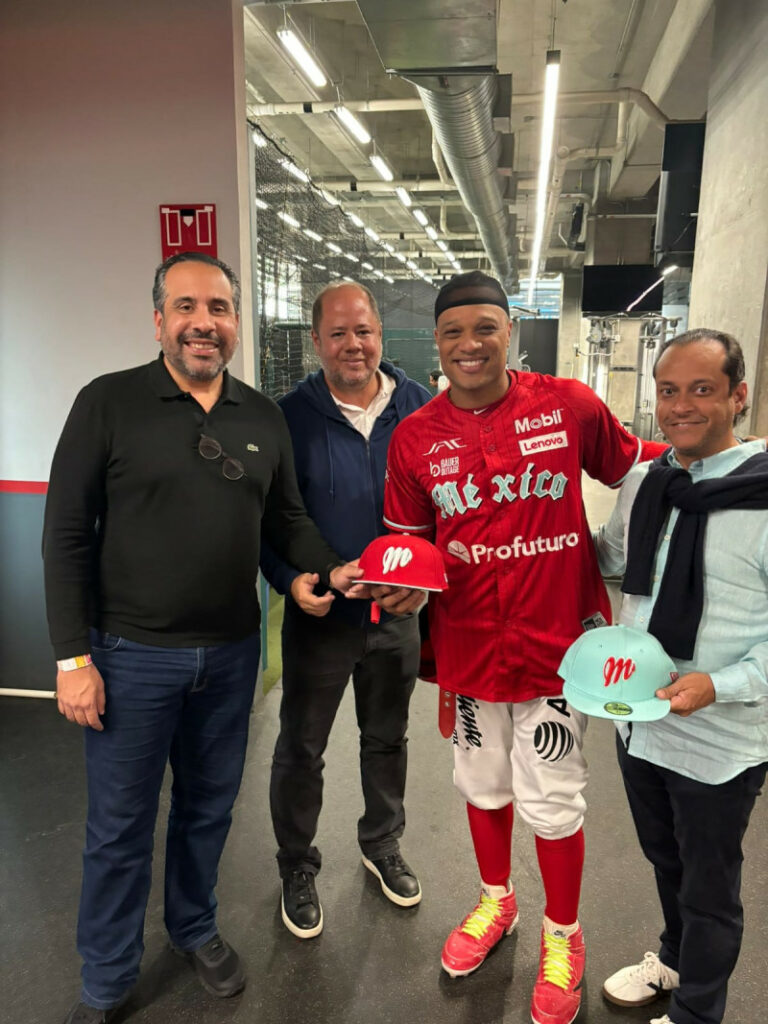 Robinson Canó visitó al director del INEFI, Alberto Rodríguez