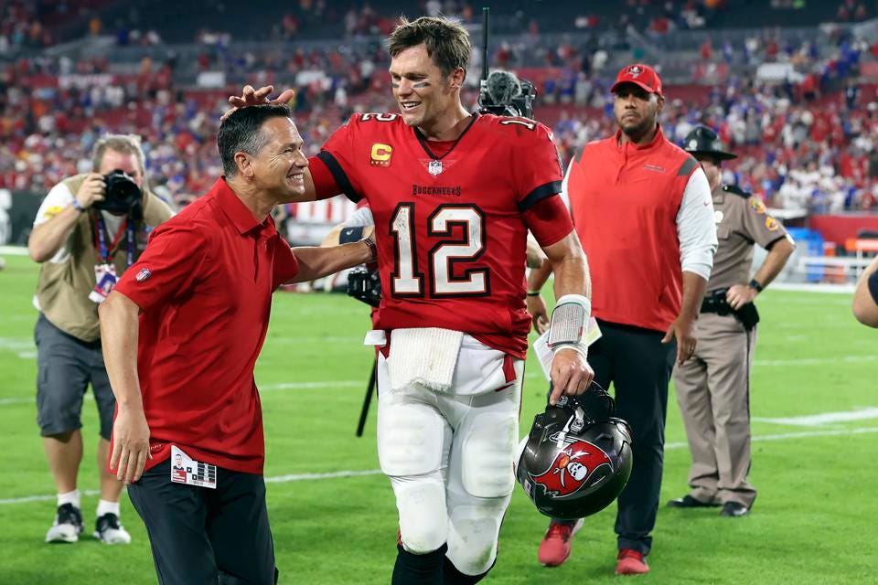 Tom Brady anuncia su retiro de la NFL