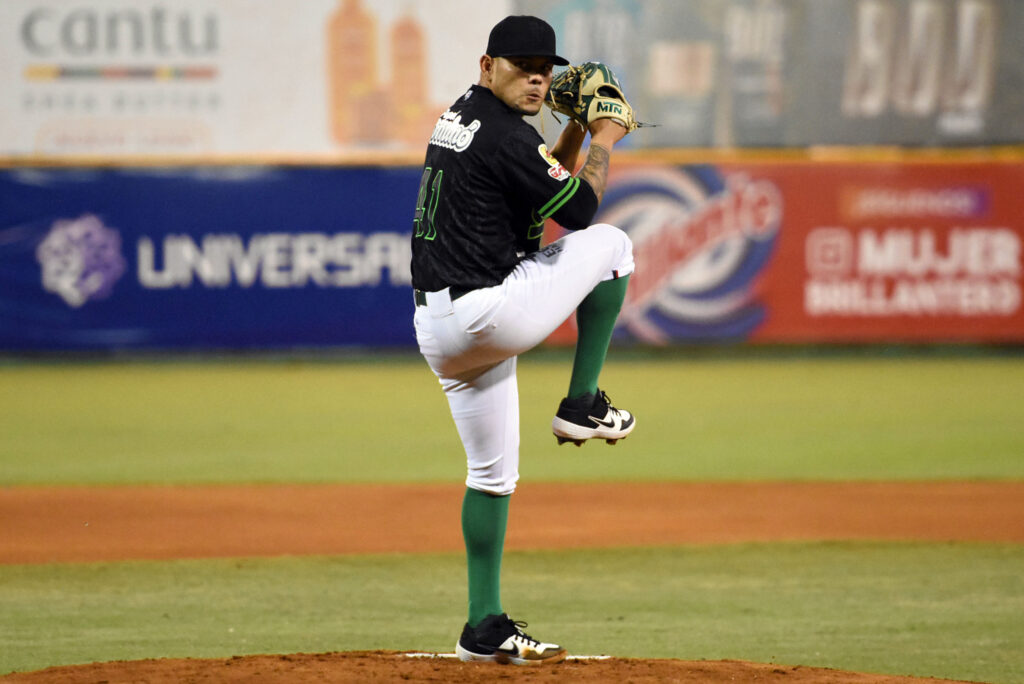 Estrellas Orientales blanquean Águilas en 2da jornada Round Robin