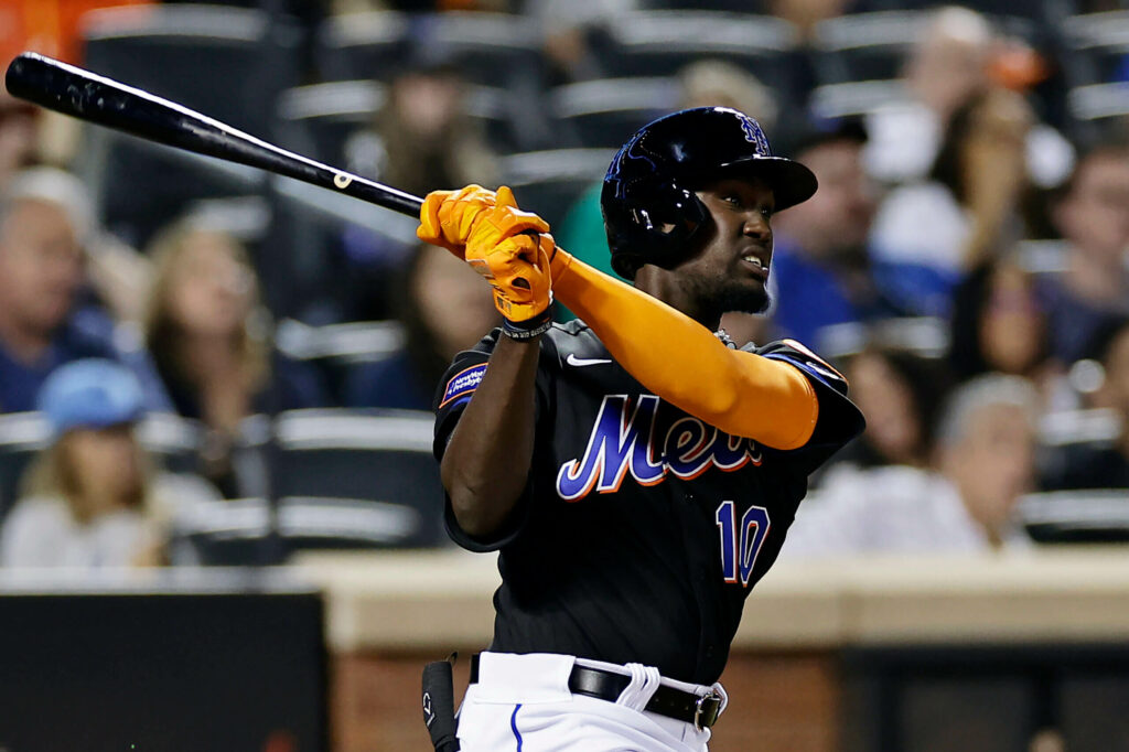 Manager de los Mets piensa que es prematuro decir que Mauricio regresará en el 2024