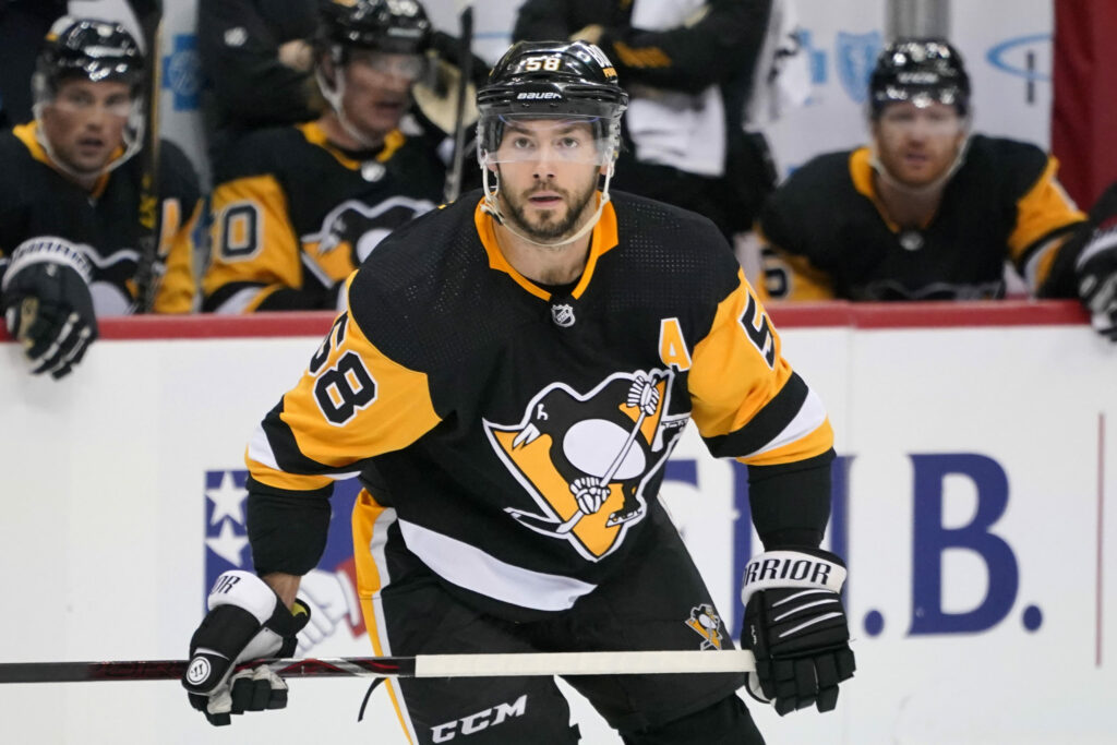 Kris Letang vuelve a alineación de Penguins