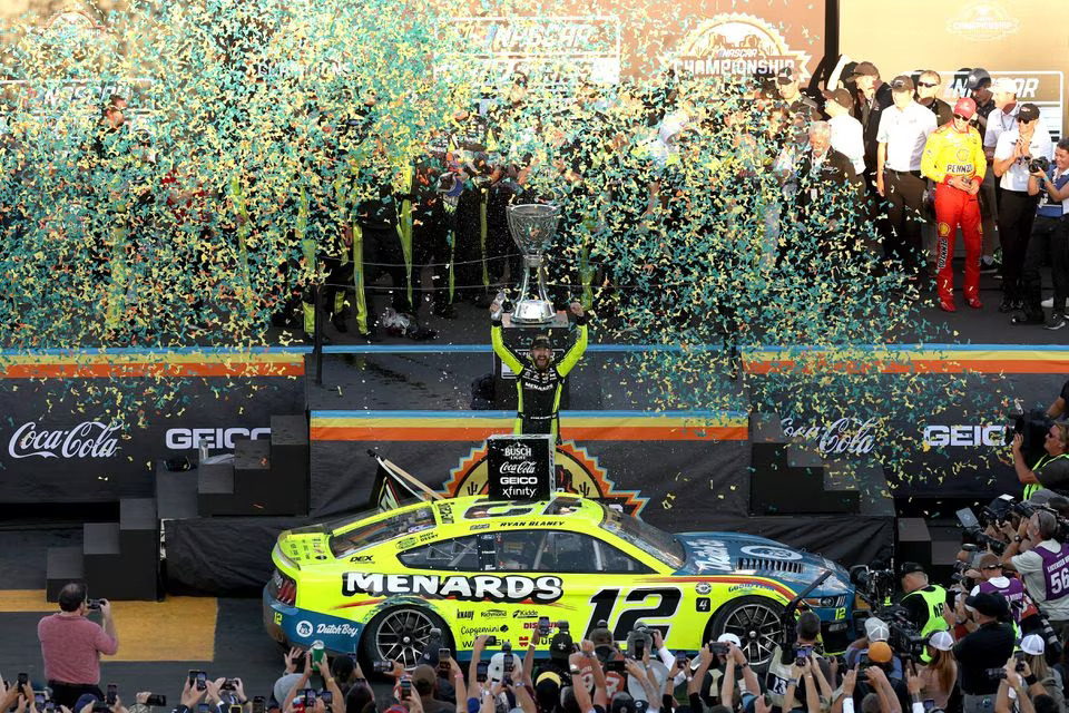 Blaney se corona por primera vez como campeón de la Nascar Cup Series