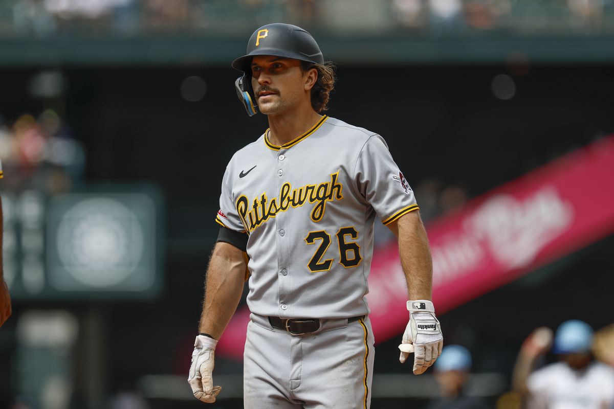 Royals y Pirates acuerdan cambio durante la pausa del juego de estrellas