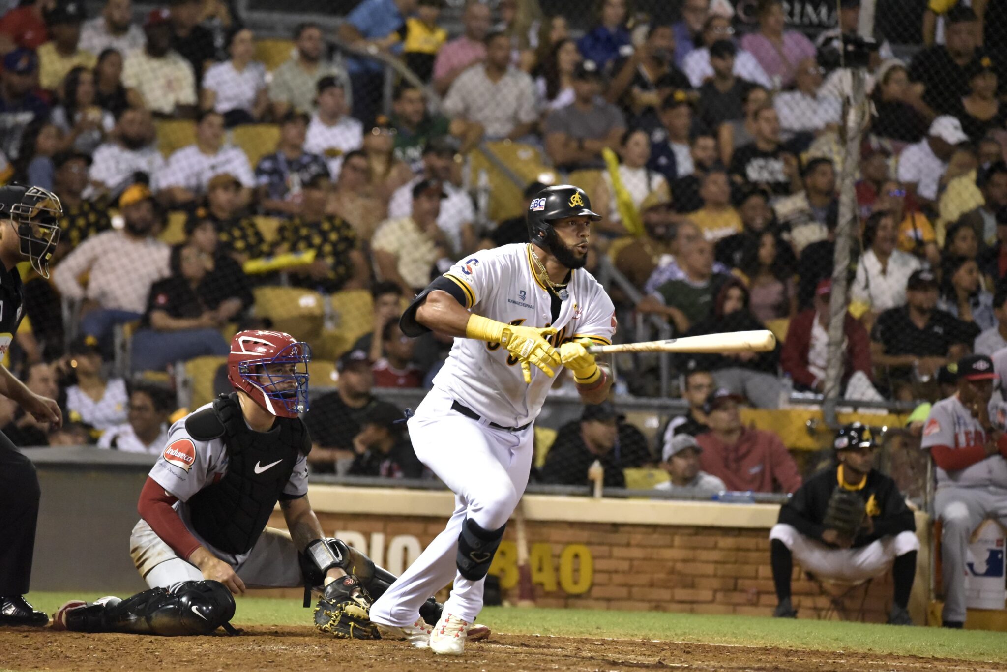 Águilas vencen al Escogido, se colocan en tercera posición