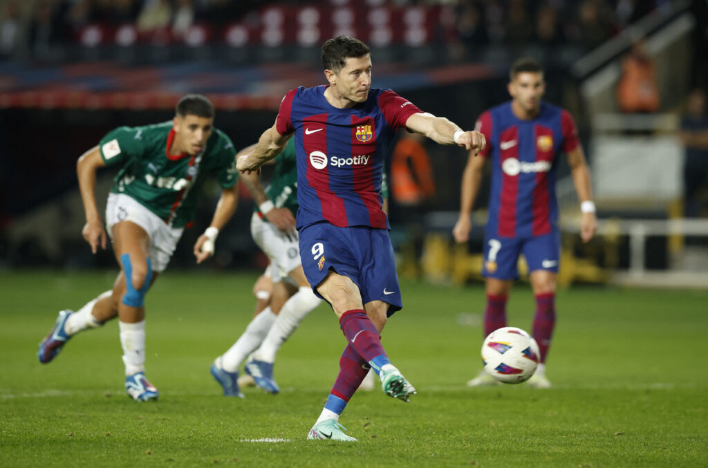 El FC Barcelona gana, pero sigue dejando dudas con su juego