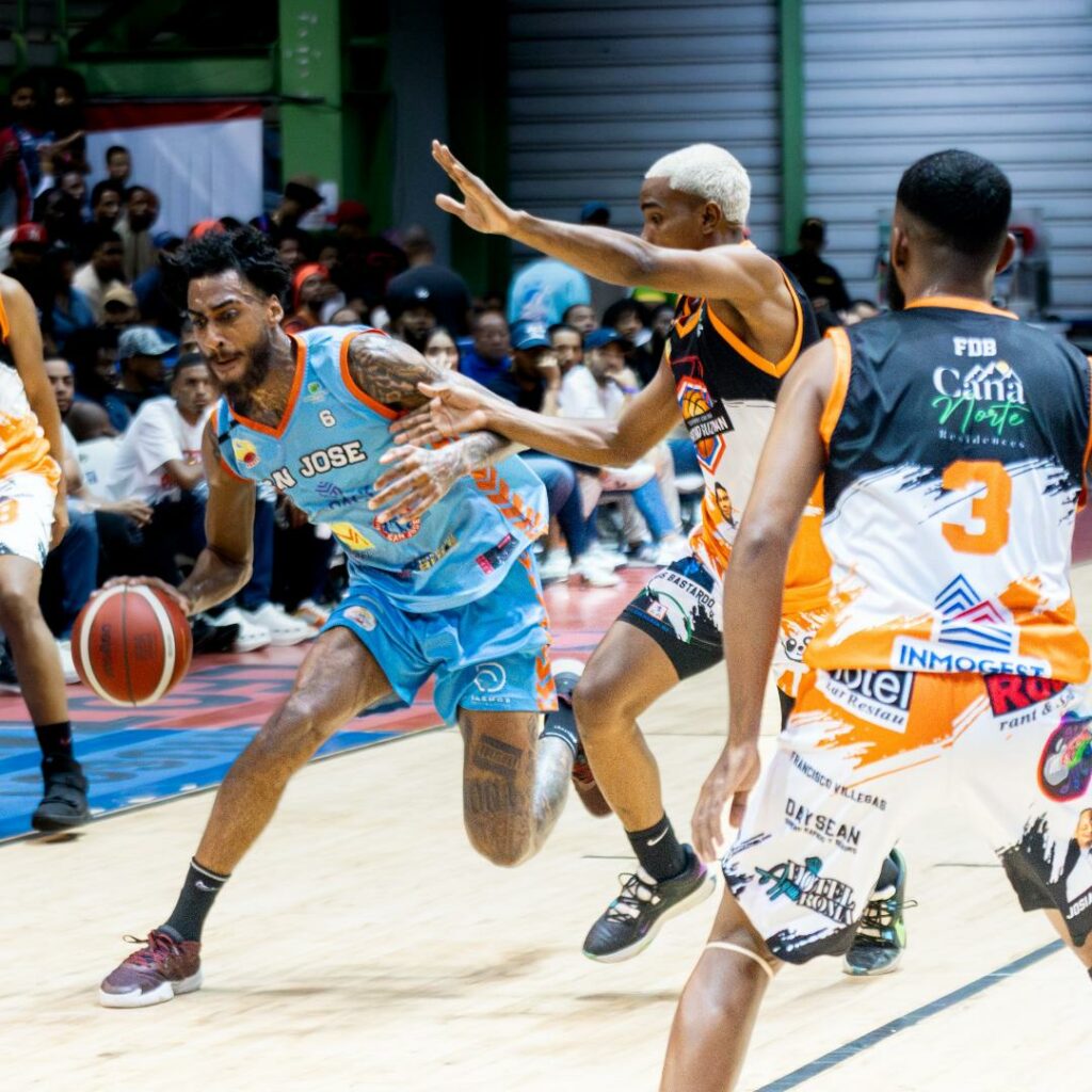Antonio Gordon lidera al San Jose sobre Antonio Guzmán en TBS Higüey