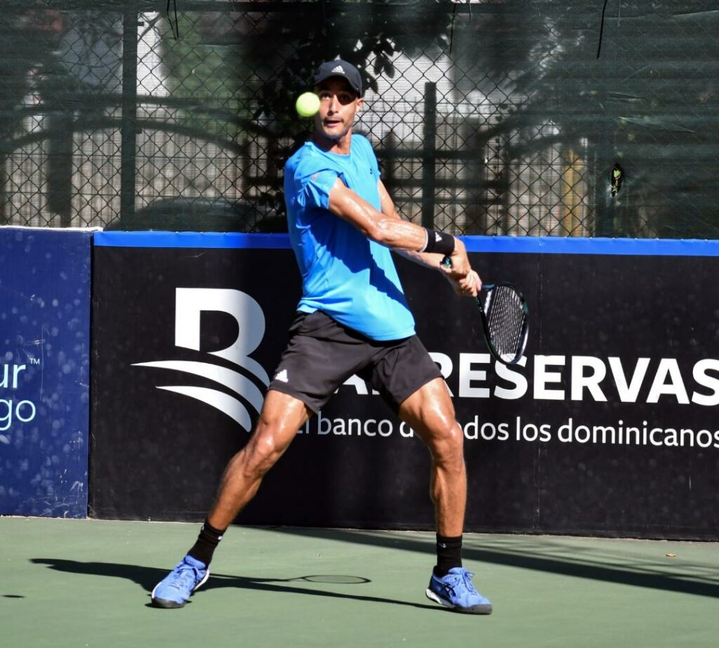 Roberto Cid se coloca en ronda semifinal Torneo M15