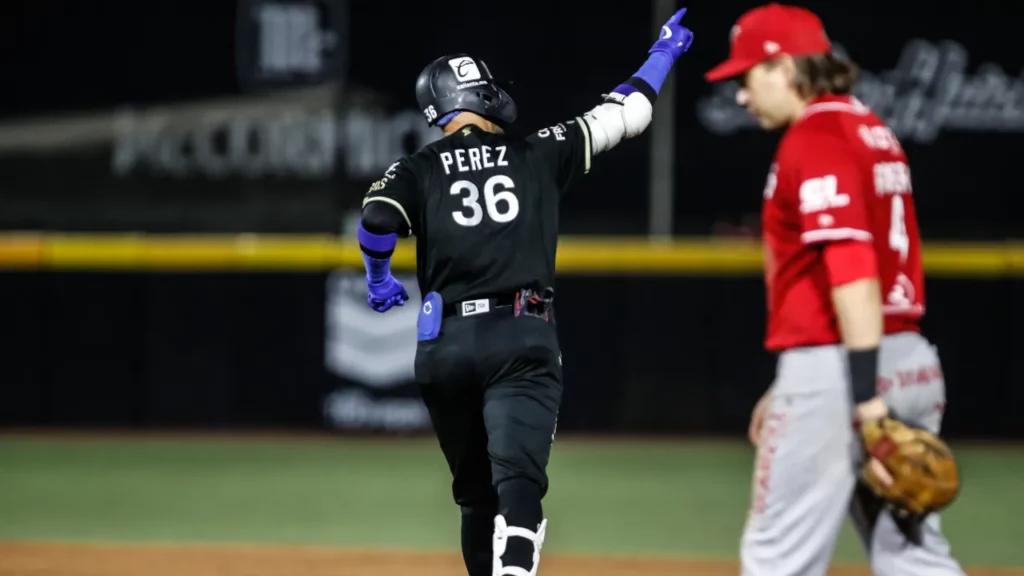Félix Pérez se quedó con el MVP en México