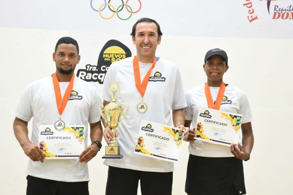 Monroy, De León y Delgado ganan primera Copa Rácquetbol