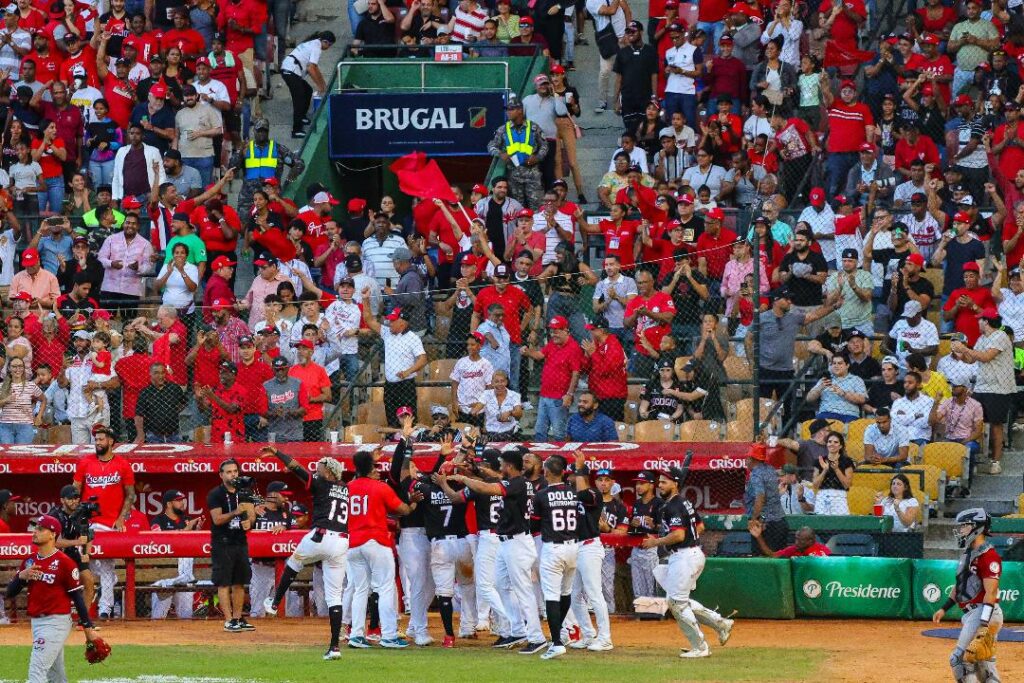 Escogido varía horario de juegos los sábados en el Quisqueya