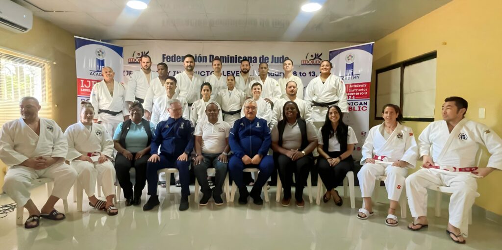 Director Academia FIJ destaca impacto curso entrenadores judo