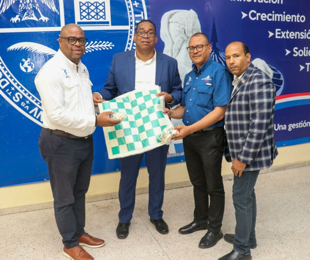 INEFI RESPALDA TORNEO INTERESCOLAR FUNDACIÓN LIGA RAFA RIVERA