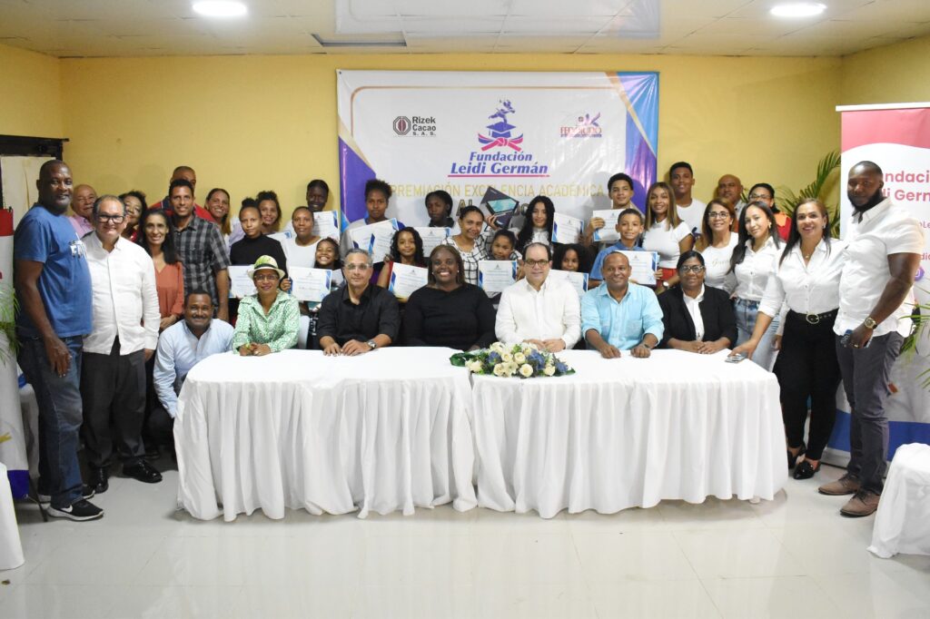 Fundación Leidi Germán realiza premiación excelencia académica judoca