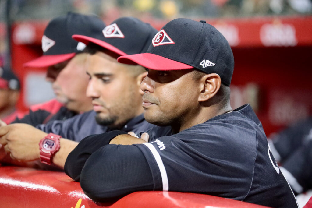 Rojas Jr. seguirá dirigiendo al Escogido; Jauss coach de banca