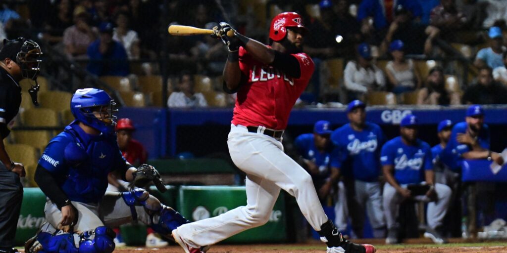 Escogido vencen a Licey con Gary Sánchez y Franchy Cordero como protagonistas