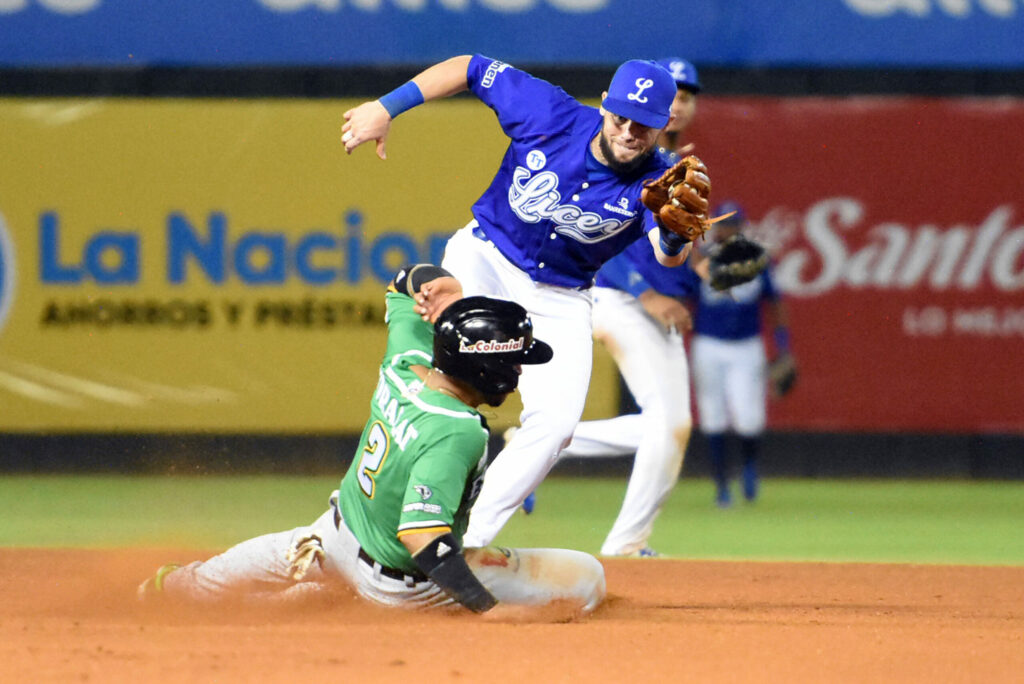 Tigres del Licey vs Estrellas Orientales; El final de las Finales