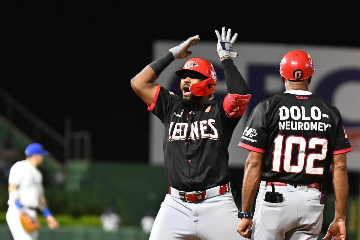 Leones ganan segundo partido consecutivo y toma ventaja en la Serie Final