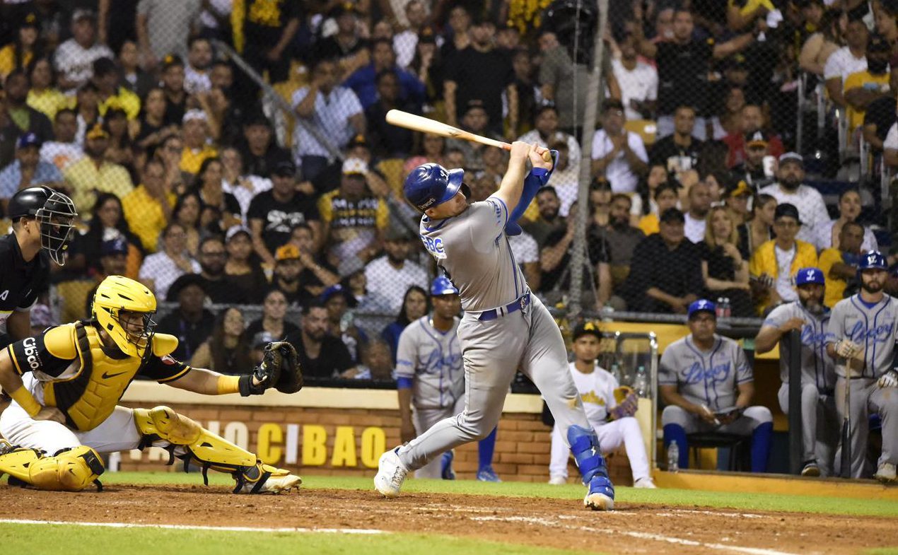 Licey viene de atrás en el noveno y vencen a las Águilas por segunda vez consecutiva